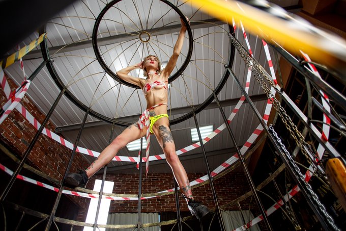 toxic bird ⚠️  @fansly  https://t.co/1QG8b1dNUV  photographer @arkadevfoto 📸 https://t.co/tqmXn6uoyS<a class="tags" target="_blank" title="On Twitter" href="/?out=eyJ0eXAiOiJKV1QiLCJhbGciOiJIUzUxMiJ9.eyJpYXQiOjE3MjU1MDgzMDIsImlzcyI6InR3cG9ybnN0YXJzLmNvbSIsIm5iZiI6MTcyNTUwODMwMiwiZXhwIjoxNzU3MDQ0MzAyLCJyZWRpcmVjdF91cmwiOiJodHRwczovL3R3aXR0ZXIuY29tL2ZhbnNseSJ9.7DTCCnMQkjmbWWgesSGBiOj4UKo3_TTR08qGL6EaRLx2lGLp9tqE-GMK4WvYAu0h5SL95hlOSTSgvvsSvMM-5w">@fansly</a><a href="/tag/onmfc"class="tags"><span>#onmfc</span></a>