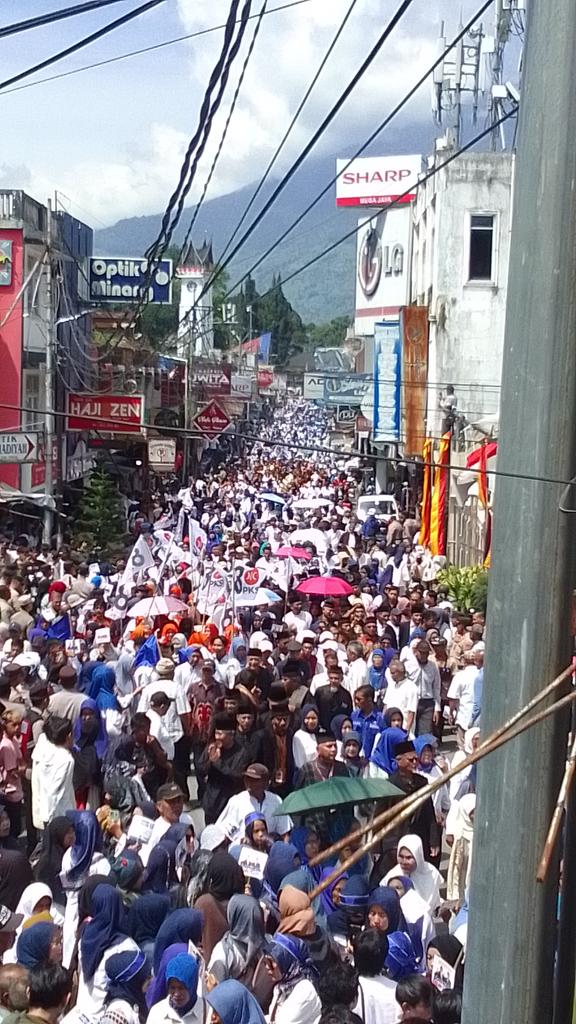 subhan_dasilva's tweet image. Pendaftaran pasangan Ramlan Ibnu Koalisi PKS, Demokrat dan PAN 
#bukittinggi #jamgadang #pks