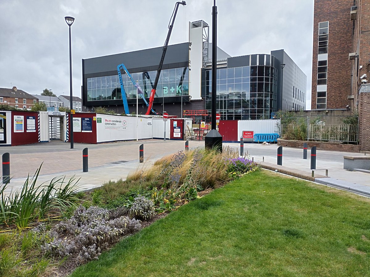 danbugle's tweet image. And look how close it's getting. In person, it's like the CGI, but real!

I did my first conference client show round this week with @stevedaun &amp;amp; they were very impressed.

🆕 Follow @becketwelllive for updates.
 
📢 Check out venue jobs here on @ASMGlobalEurope website.