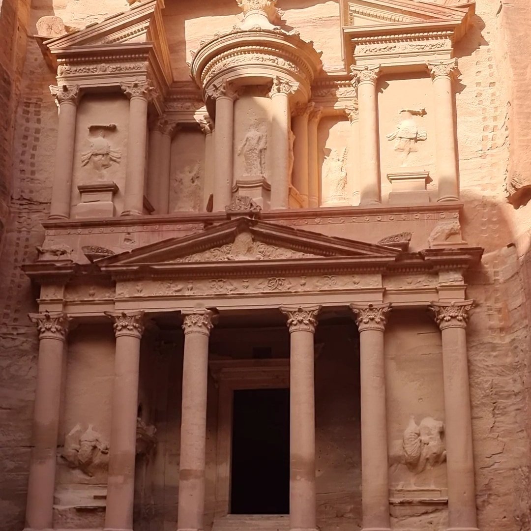 Ancient History Hit (@ancientshh) on Twitter photo π¨PETRA: ANCIENT WONDER OF THE WORLDπ¨
ποΈ Special ep ft. Dr Jodi Magness and Dr Matthew Vincent
π§ open.spotify.com/episode/0aZGUEβ¦
π₯ We explore how this ancient city at the desert's edge became one of antiquity's greatest trade centres!
π₯ And the mysterious Nabataeans who built it! π¨PETRA: ANCIENT WONDER OF THE WORLDπ¨
ποΈ Special ep ft. Dr Jodi Magness and Dr Matthew Vincent
π§ open.spotify.com/episode/0aZGUEβ¦
π₯ We explore how this ancient city at the desert's edge became one of antiquity's greatest trade centres!
π₯ And the mysterious Nabataeans who built it!