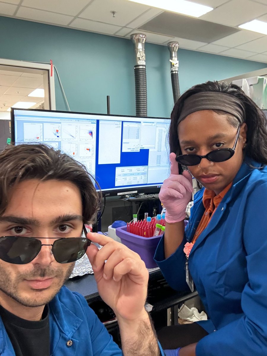 ElizabetsCrouch's tweet photo. Awesome science today from @LDiafos and Jaela Caston in the Crouch lab, in more ways than one! 😎@UCSFstemcell @immunox https://t.co/AoDaHtRVek