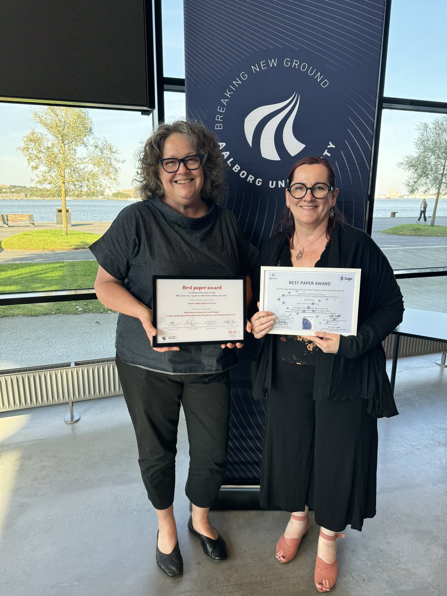 Joann Cattlin (@jocattlin) on Twitter photo A wonderful surprise! Our paper <a href="/lisagiven/">Prof/Dr Lisa M Given, FASSA 🇨🇦🇦🇺</a> awarded Best Long Paper #isic24 😁🥂 A wonderful surprise! Our paper <a href="/lisagiven/">Prof/Dr Lisa M Given, FASSA 🇨🇦🇦🇺</a> awarded Best Long Paper #isic24 😁🥂