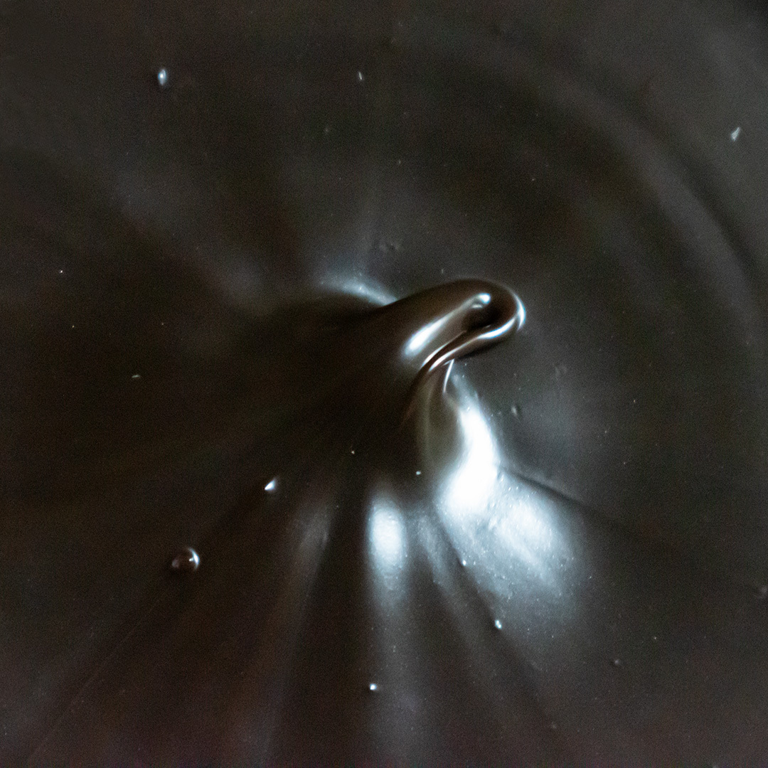 Gotta get those angles 📸💛 When was the last time you cracked open a new jar? #VEGEMITE #TastesLikeAustralia