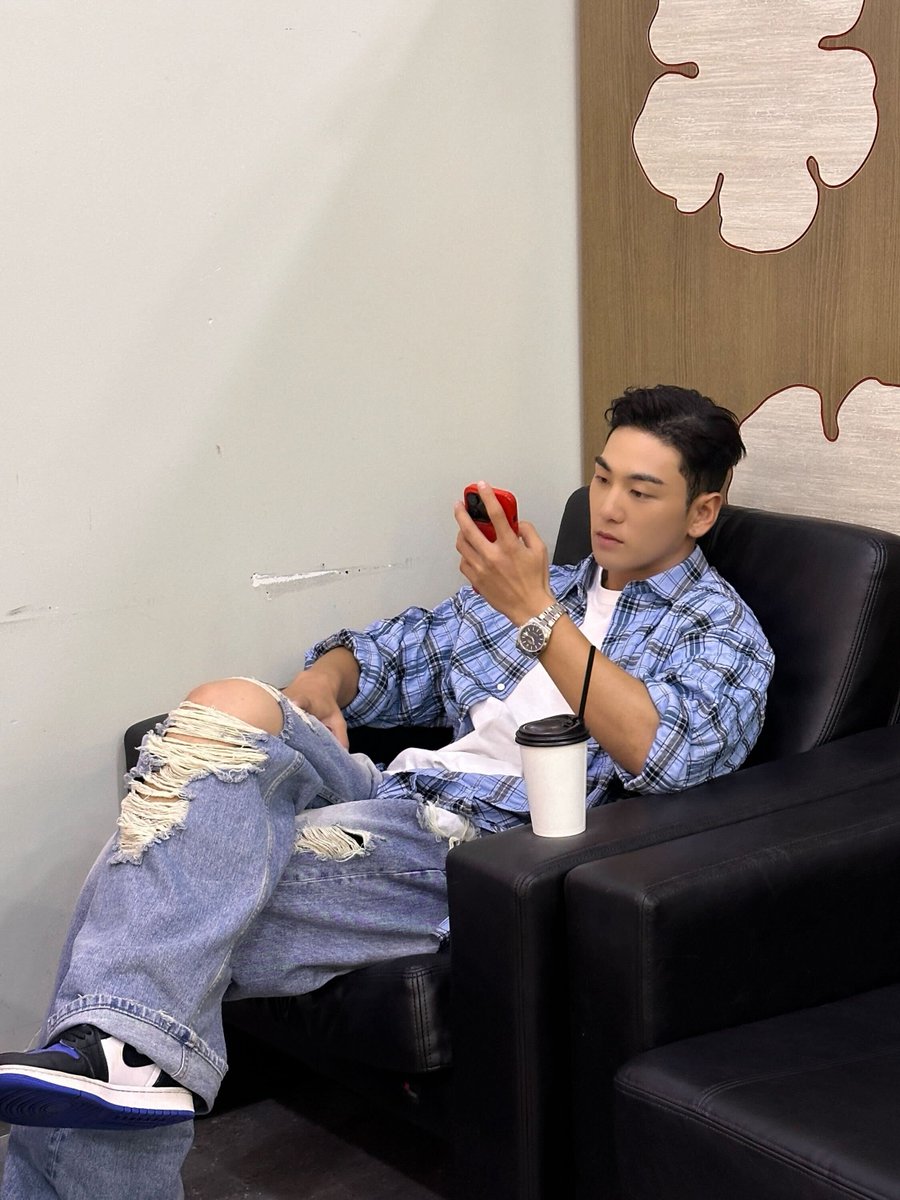 [#B_hind]
2024.08.29
#이은지의가요광장

#백호 #강동호 #BAEKHO #KANGDONGHO