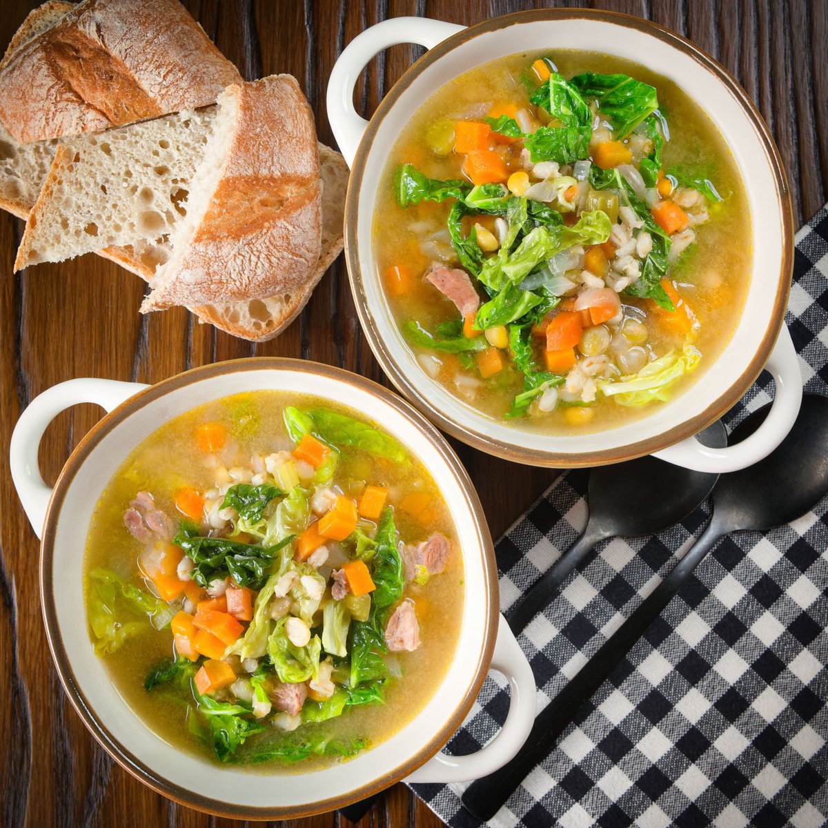 New #recipeoftheday time and a bit of old school autumnal grub, Scotch Broth, a lamb soup loaded with veggies and pearl barley, a perfect dish for the changing season.

krumpli.co.uk/scotch-broth/