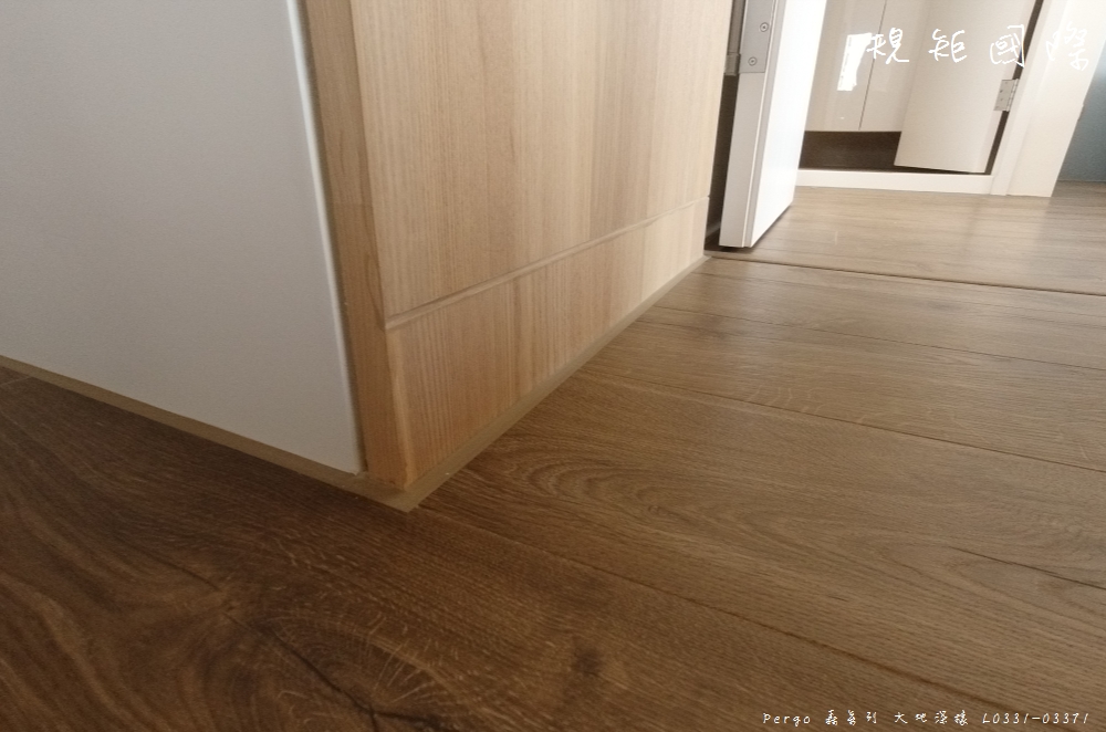 RnJ_carpet's tweet image. 📷大地深橡 L0331-03371📷

📷 rj-carpet.com
請鎖定我們的Youtube頻道唷📷:
rj-carpet.com/video/video00
📷歡迎蒞臨來店(電)洽詢唷
📷地址：台北市南京東路五段163之12號1樓
(捷運南京三民站一號出口旁)
📷電話專線：02-2762-6386

#PERGO
#超耐磨木地板
#防水地板
#木地板
#地板