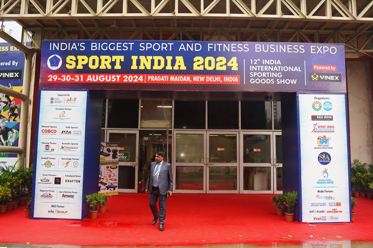 SportIndiaExpo's tweet photo. 🤩 Exciting Day 1 of Sport India Expo 2024! 
Date: 29th to 31st August 2024
Time: 10:00 AM to 6:00 PM
Venue: Pragati Maidan, Delhi
Visitor Entry: FREE
Click here for free entry passes - https://t.co/ensV0fvbC1
 For more details, visit: https://t.co/FFuYQAN3Jy
#SportIndiaExpo2024 https://t.co/uVtoVQohcU