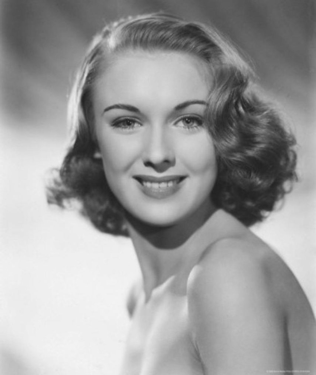 daveainsworth63's tweet photo. Remembering the terrific actress Susan Shaw who was born Patsy Sloots on this day in West Norwood in 1929. #SusanShaw #WestNorwood #PoolOfLondon #ItAlwaysRainsOnSunday #LondonBelongsToMe #Waterfront #TheWomanInQuestion #TheIntruder #HolidayCamp #HereComeTheHuggetts #WideBoy https://t.co/yUUpFxlwpD