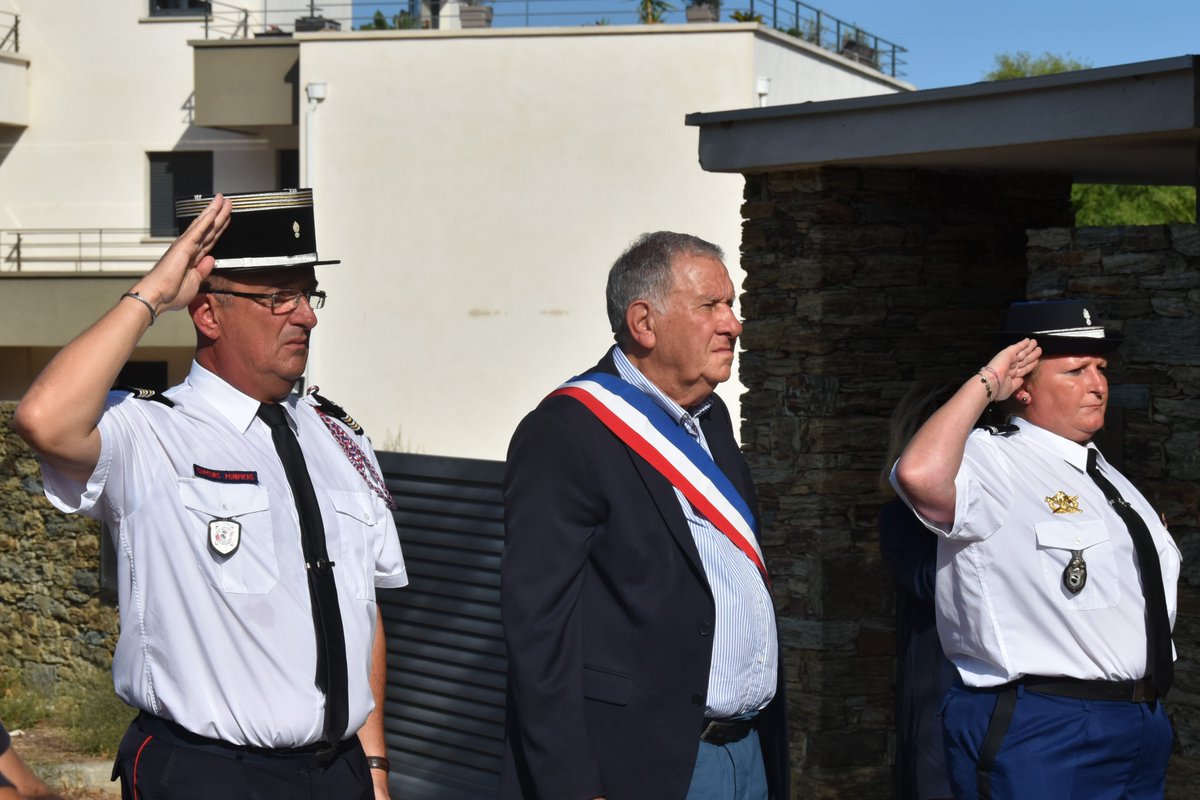 UIISC5CORTE's tweet image. #Hommage Depuis 35 ans, nous n&apos;oublions pas notre camarade SGT NAUDE mort en intervention lors de la lutte contre un feu de foret sur la commune de Saint-Florent. #DevoirDeMémoire
@sis_2b @IsulaCorsica #Saintflorent #AssembléeDeCorse @uiisc1 @Uiisc7 @SecCivileFrance