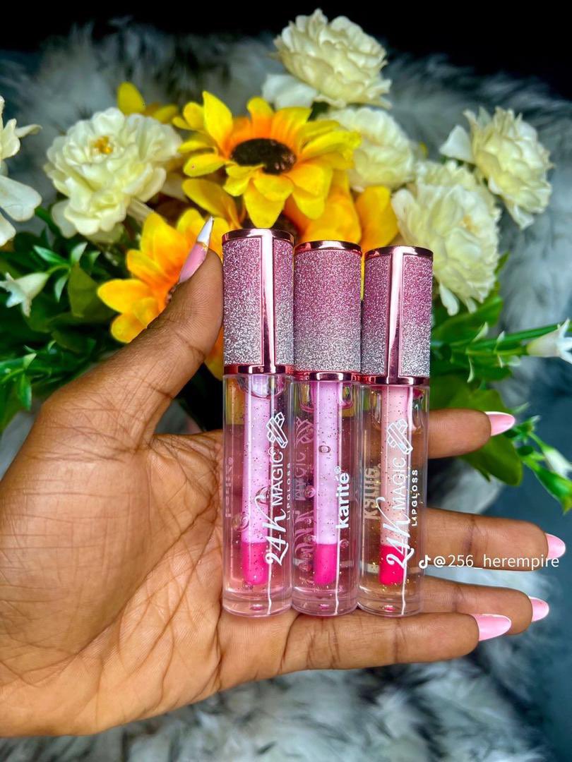 lesliejae77's tweet photo. Lipglosses and lip oils at 5k 
Delivery at a cost, contact 0704908204 for deliveries https://t.co/JcylbdFU98