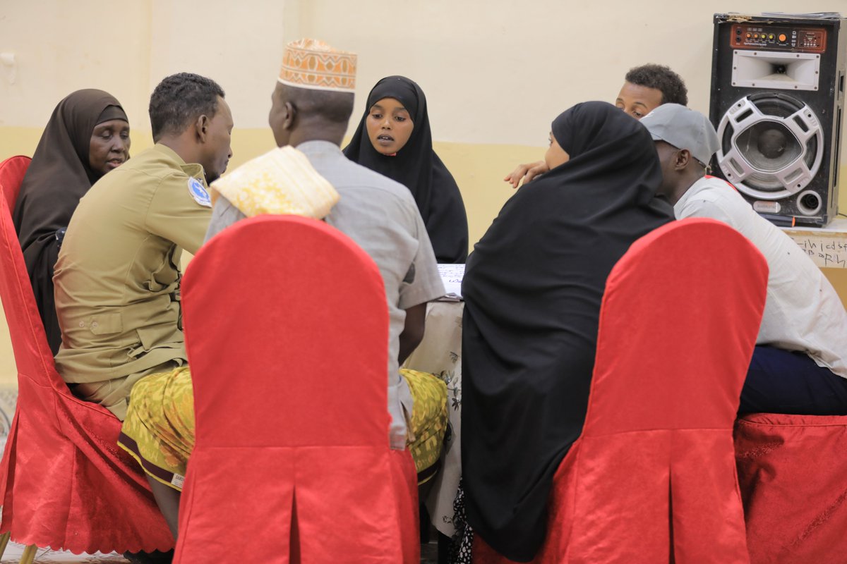 UNDPSomalia's tweet photo. A UN-backed 10-day Integrative Justice Solutions and Alternative Dispute Resolution (ADR) training recently concluded in #Beledwayne, #Hirshabelle state of #Somalia. Forty-six participants, including community representatives, ADR actors, and justice institutions from newly recovered areas, gained skills in Nonviolent Communication (NVC), generative dialogue, restorative justice, and ADR.
The training aimed to enhance their ability to address justice issues within their communities and strengthen local ADR mechanisms. These efforts are part of the people-centered justice initiatives supported by the UN Joint Justice and Correction Programme (JJCP), with funding from @EU_in_Somalia.
#SDG16 #ADR #NewlyRecoveredAreas