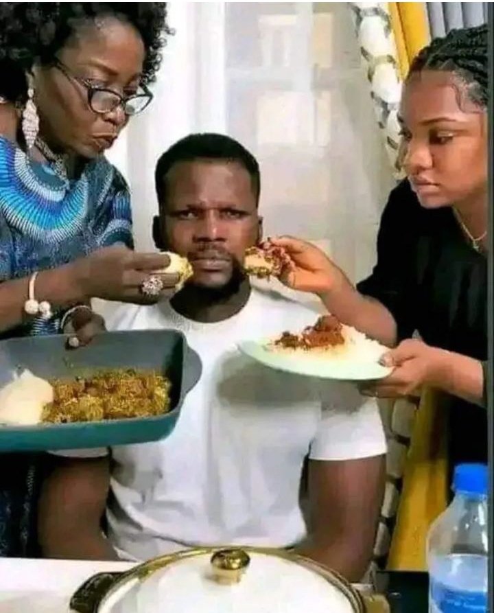evarestmasawe's tweet photo. Huu mtego 🤣 jibu kama kidume utaanza kula chakula cha mama yako au mkeo?

@evarestmasawe 
#evarestmasawe
#tabasamunideni https://t.co/MyZAhIc943
