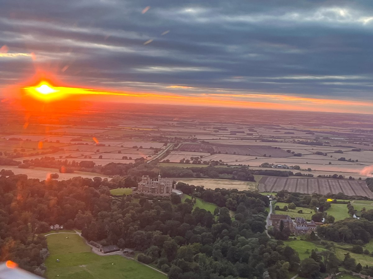 CEairamb's tweet photo. For this week's #viewfromthecrew, can you tell which landmark our Helimed54 aircraft is flying over? ๐
#AirAmbulance #charity #hems #vftc https://t.co/xhQbAGpO1J