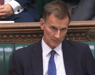 TStandfield1789's tweet image. Well, well, well.
The IFS vindicates Rachel Reeves.
There is a Tory fiscal black hole.
Unfunded spending, out of control expenditure.
The party of fiscal responsibility.
@Jeremy_Hunt @RishiSunak @SuellaBraverman  @JamesCleverly 
Lied to Parliament and lied to the British people.