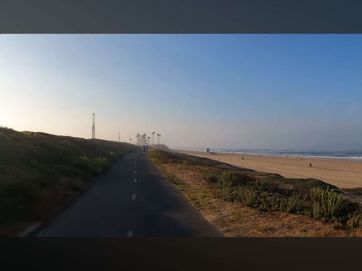 Good morning! Starting the day with a jog along Huntington Beach (Treadmill, YouTube) and a short weights workout. Great for my mental wellbeing. Have a great Thursday everyone, you’ve got this! 🧠 🏃‍♂️ 💪 #ThursdayMotivation