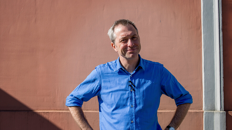 Odisee lerarenopleider Johan De Wilde werd kort geïnterviewd over het lerarentekort, in Het Kwartier <a href="/vrtnws/">VRT NWS</a> van 28 augustus.
Hij brak nogmaals een lans voor een goede aanvangsbegeleiding en professionalisering van leraren.

Beluister het podcastfragment👇
linkedin.com/posts/johan-de…