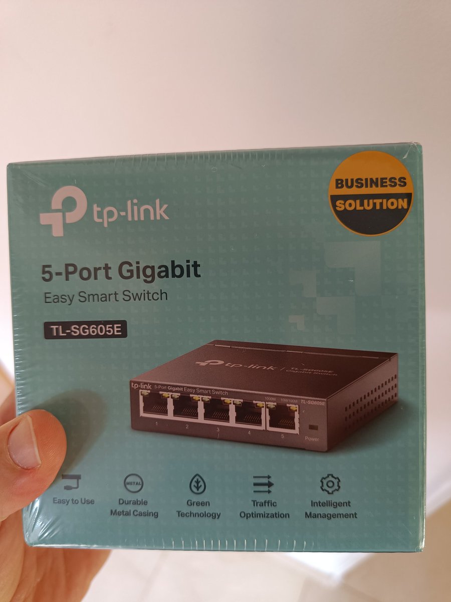 Les enfants le réclament depuis tellement longtemps que pour la rentrée j'ai craqué !
Trop hâte de voir leur joie quand il verront le switch!