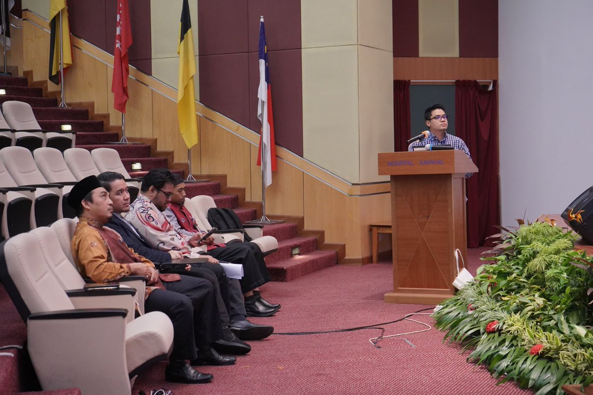 azwan tweet media