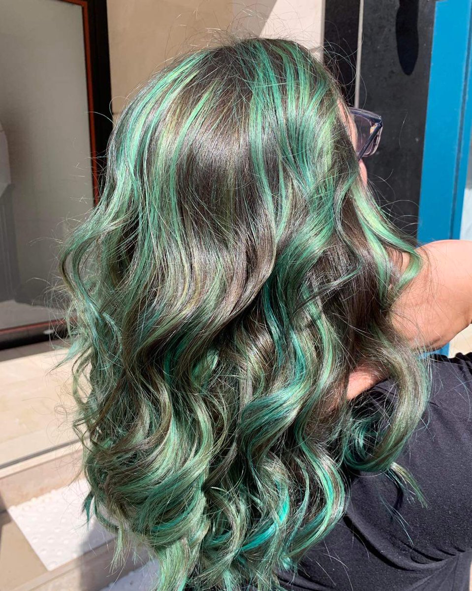 Ysleas barnhelm tweet media