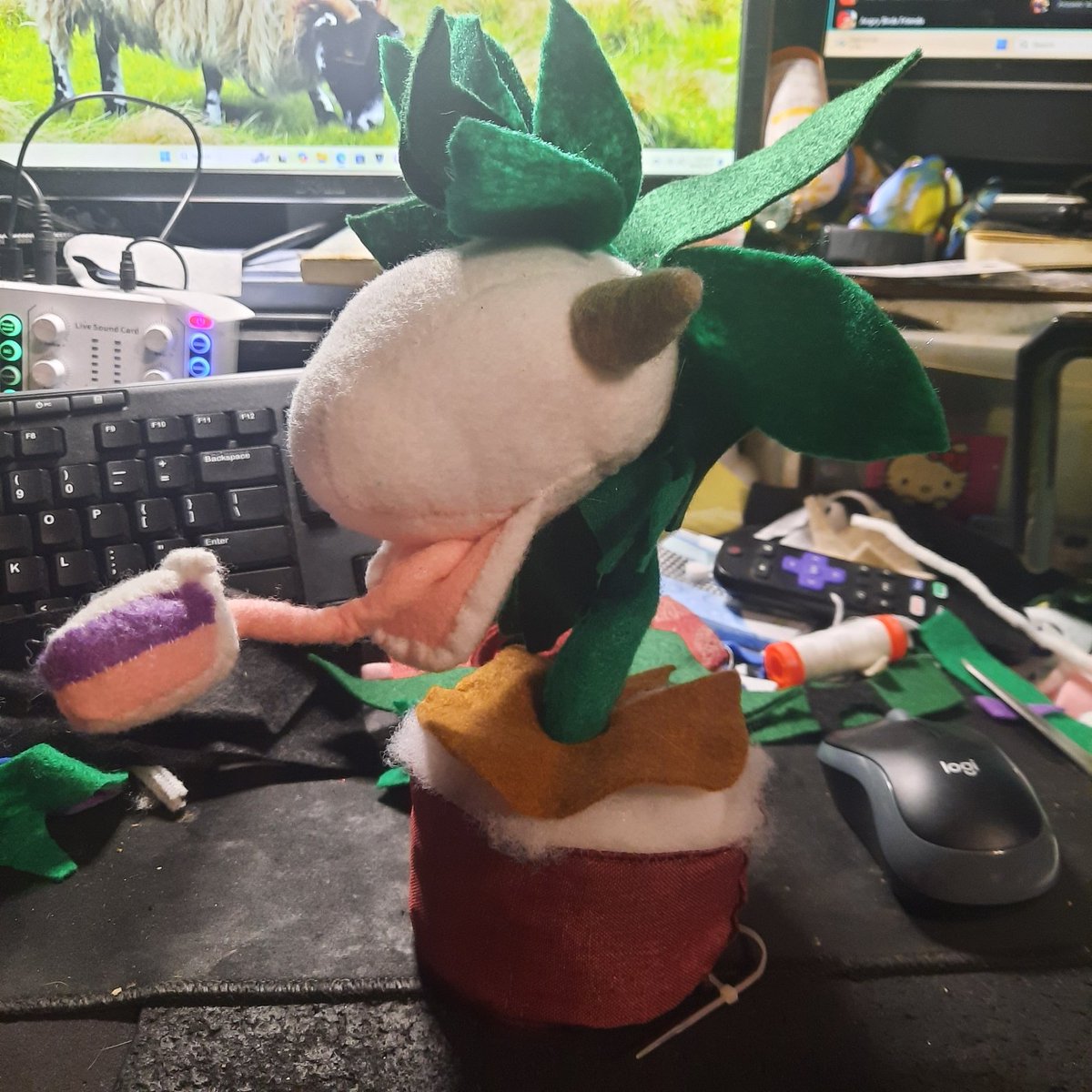 AuntieVJ has gone back to school😄❤👍✌️👍❤ (@vickiej76) on Twitter photo So, I saw the Lovely <a href="/CottoneeSocks/">CottoneeSocks</a> making one of her amazing cow plants this week for the Sims4 10th anniversary and well my brain said challenge accepted here is the progress on my own version. pardon my messy desk.. So, I saw the Lovely <a href="/CottoneeSocks/">CottoneeSocks</a> making one of her amazing cow plants this week for the Sims4 10th anniversary and well my brain said challenge accepted here is the progress on my own version. pardon my messy desk..