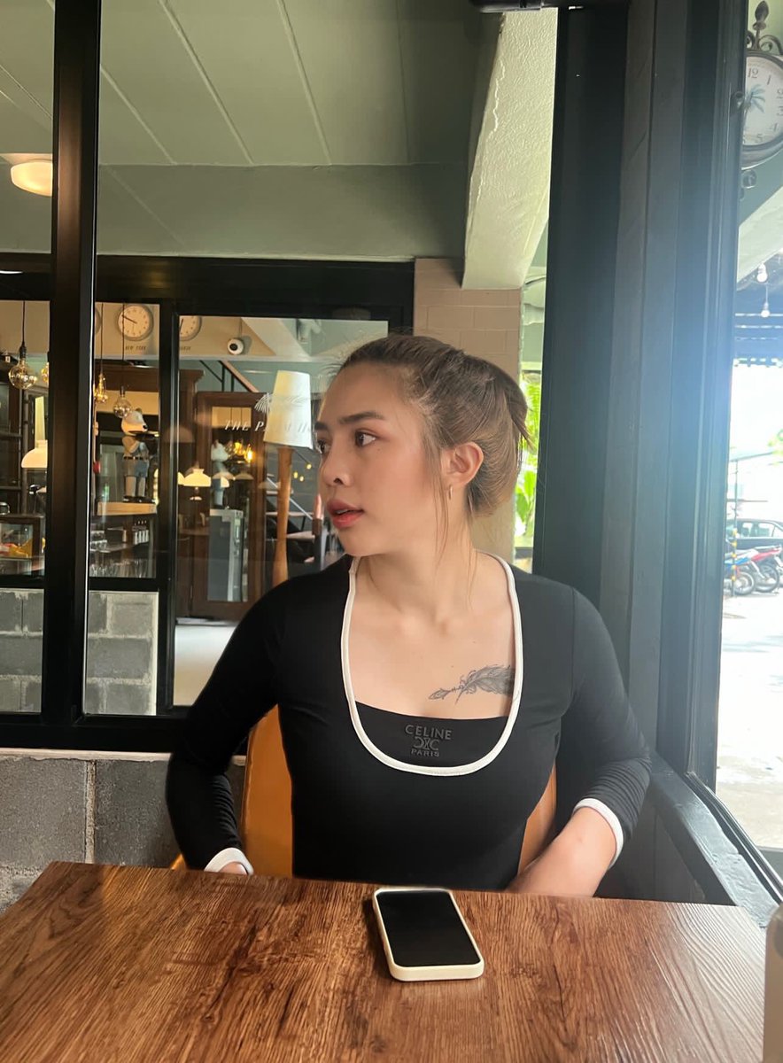 ช่วงนี้กินอะไรก็ไม่ค่อยอร่อยเลย เซ็ง😮‍💨 
#ชอบผู้หญิง #เลสเบี้ยน