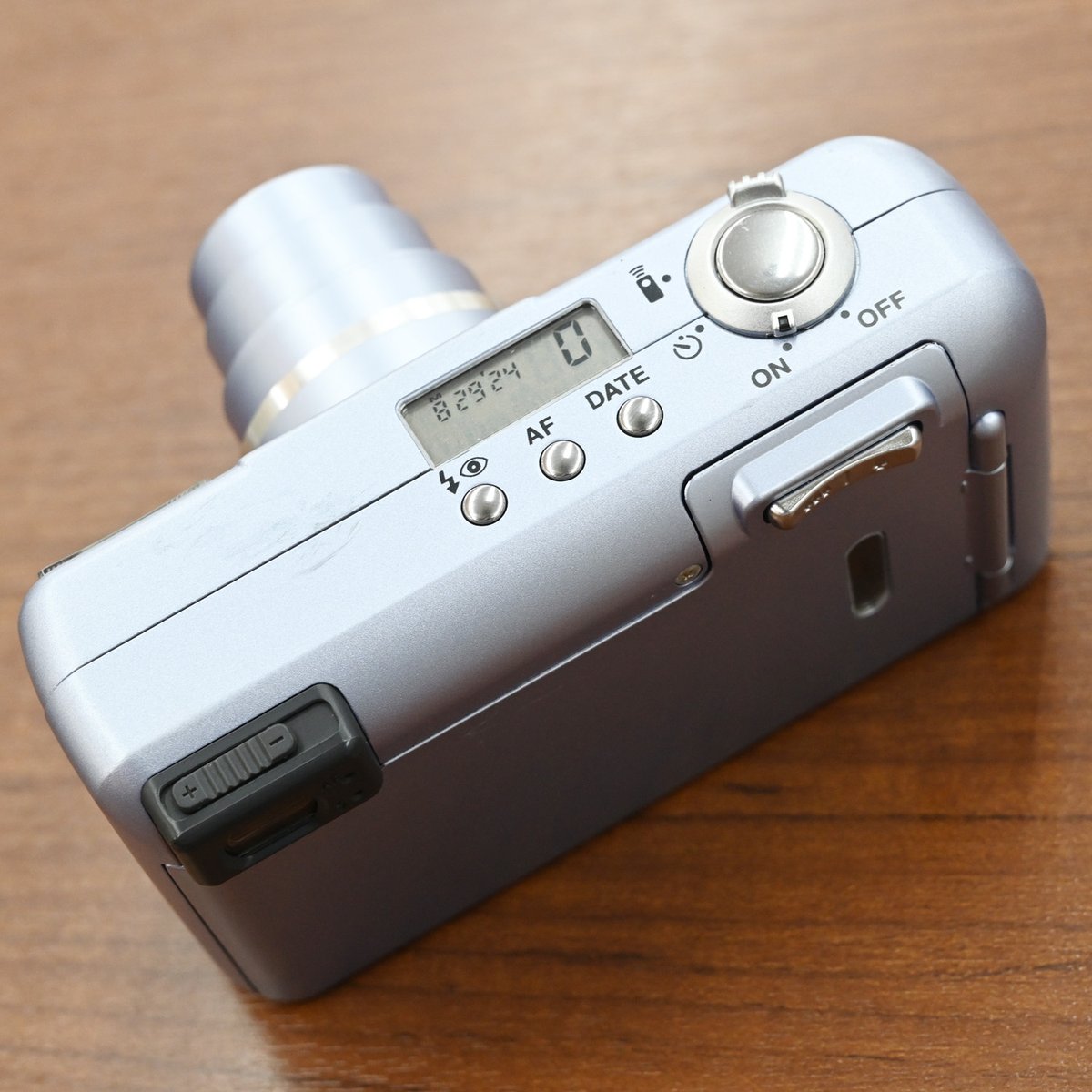 champcamera's tweet photo. #PENTAX #ESPIO 120SW II (ブルー) ￥24,000- by #青葉台 店

小型軽量かつ静音性に優れた「ESPIO 120SW II！」
広角28㎜スタートのレンズと2100年までデート印字が嬉しい1台です！！
三脚での使用などに便利なリモコン付きです！。

#ESPIO120SWII #フィルムカメラ
https://t.co/AhcWVan5bS https://t.co/YXRUEGU1DR