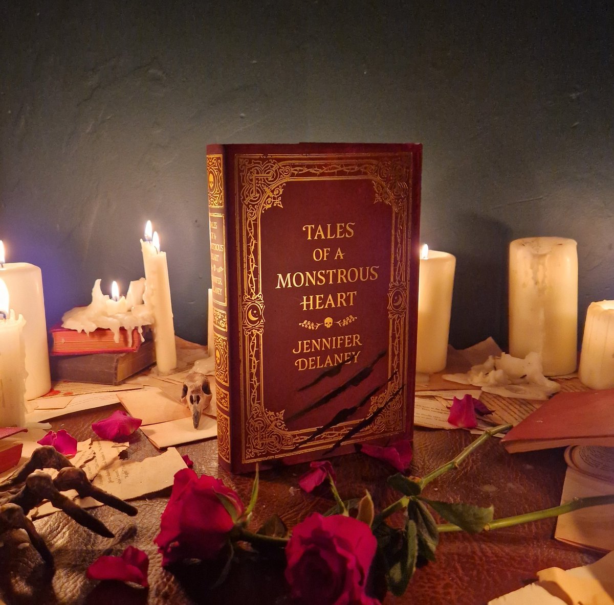 TALES OF A MONSTROUS HEART is out TODAY! 🥀🦇🗡💀

The gothic romantasy of my heart! I can't believe she's finally here! ❤️