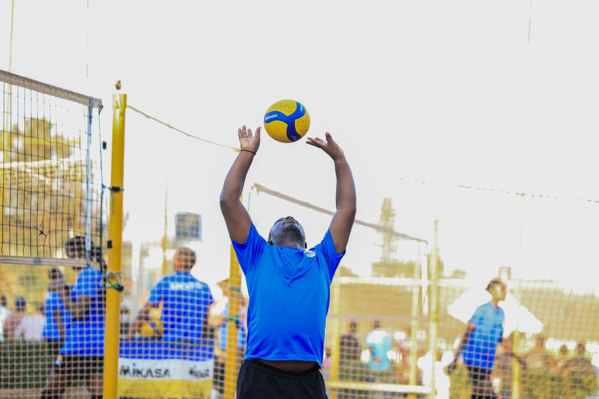 sport_svoleybal's tweet image. #TOUCHOFCLASS @Emanzi20 @ninyesigar @amonb_official @FranklinKaweru @FKasaija @Mugambwa_ @CAVBPress @DhakabaKigongo @AllanDarren @ReganSande @Ntinda_VC @USPAmedia @pennykabs