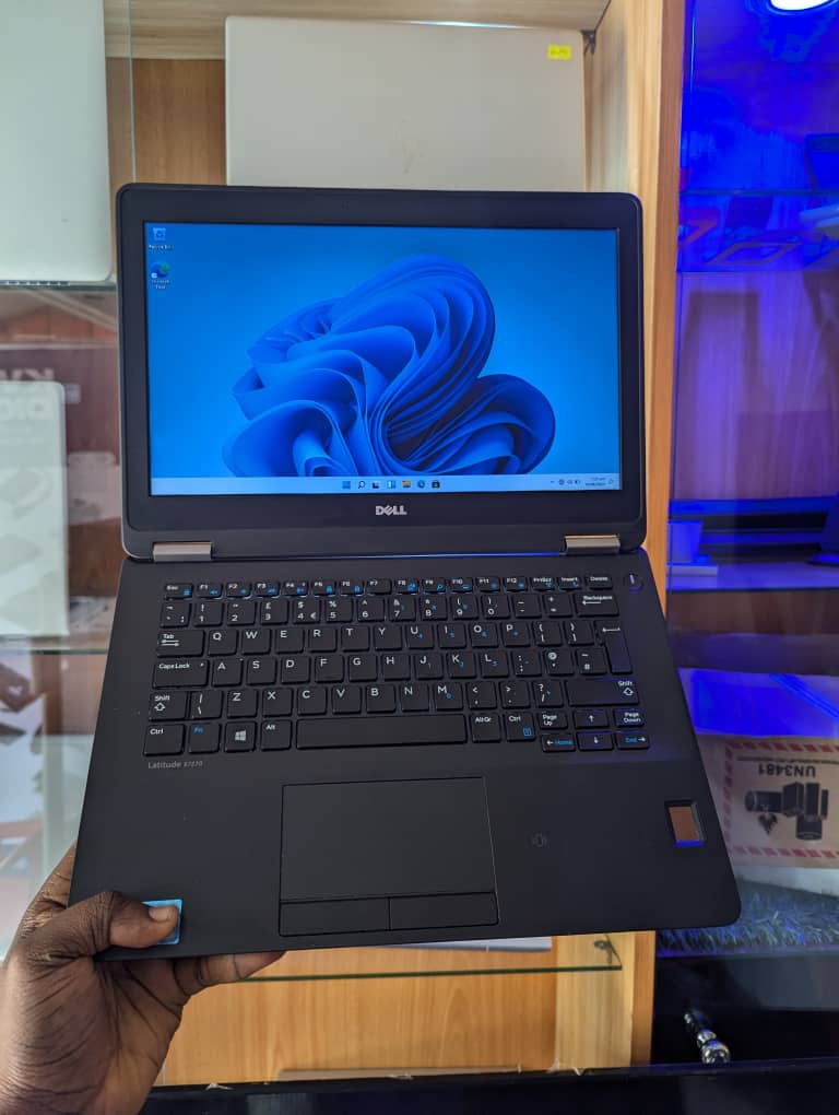usedpointTz's tweet image. Bei ndogo ila kazi kubwa
Dell Latitude 7270✅
Corei5✅
Ram 8GB✅
Ssd 256GB✅
Processor 2.4GHz to 2.5GHz✅
Backlight keyboard✅
Kioo inch 13✅
Generation 6💪
BEI: 500,000/= Tu📌