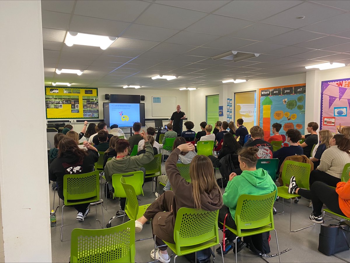 North Hertfordshire College (@n_hertscollege) on Twitter photo #TBT to when our Public Services learners worked with <a href="/HertsPolice/">Herts Police</a> ๐ฎโโ๏ธ
Learners helped catch shopkeepers knowingly selling prohibited goods to under-18s.
Could you protect & serve your community? ๐
Stay Close, Go Far - explore Public Services at NHC ๐
ow.ly/AI7A50T8MWW #TBT to when our Public Services learners worked with <a href="/HertsPolice/">Herts Police</a> ๐ฎโโ๏ธ
Learners helped catch shopkeepers knowingly selling prohibited goods to under-18s.
Could you protect & serve your community? ๐
Stay Close, Go Far - explore Public Services at NHC ๐
ow.ly/AI7A50T8MWW