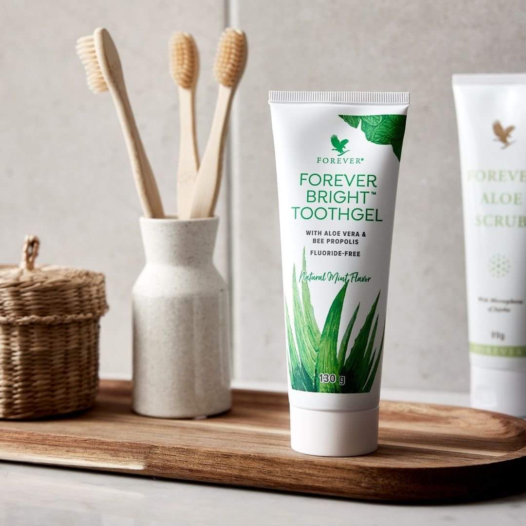 foreveraloe157's tweet photo. Enhance your daily oral care by experiencing the superior cleaning power of Forever Bright Toothgel.
Achieve a radiant smile and maintain healthy teeth and gums with every brush.
#OralCare #BrightSmile #HealthyTeeth #ForeverBright https://t.co/d93ytoGZX2