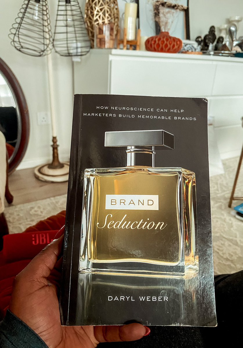 Kurlycheeks's tweet photo. A chocolate brand would do so well if it collaborated with a Pads brand.. because my observation, even myself, during Aunt Flo’s visit, I crave chocolates a whole lot, and I know other women who do too…like this book was such an eye opener for me on how we relate to brands.. https://t.co/BTv8cUIM8I