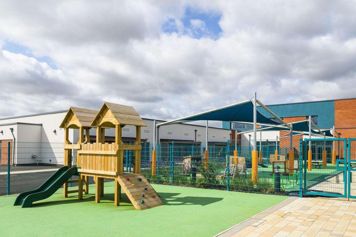 The net-zero in operation campus at St Edburg’s School in Bicester is ready for the new school year, increasing capacity by 50%!

We built the original school for <a href="/OxfordshireCC/">Oxfordshire County Council</a> in 2016, and were appointed through <a href="/Scape_Group/">SCAPE</a> to build the expansion.

🔗 orlo.uk/mVND8