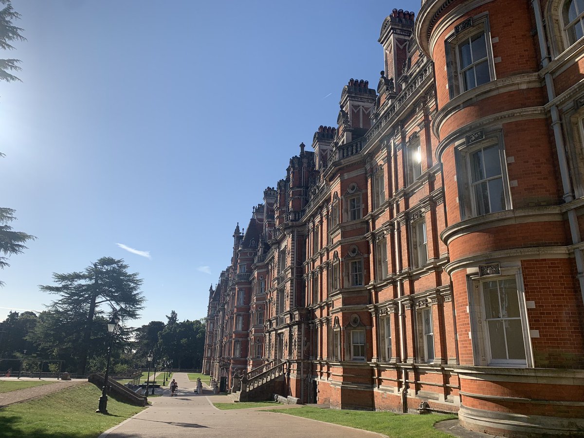 Jess kingston (@jesskingston1) on Twitter photo A beautiful day at Royal Holloway! Founders in the ☀️ <a href="/RHUL_Dclinpsy/">RHUL DClinPsy</a> <a href="/RHULPsychology/">Royal Holloway Psychology</a> A beautiful day at Royal Holloway! Founders in the ☀️ <a href="/RHUL_Dclinpsy/">RHUL DClinPsy</a> <a href="/RHULPsychology/">Royal Holloway Psychology</a>