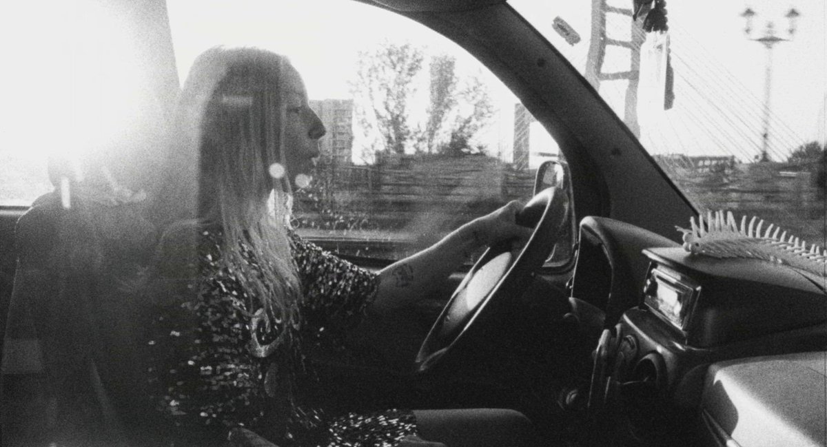 shotnlens's tweet image. Do Not Expect Too Much from the End of the World (2023)
Radu Jude.