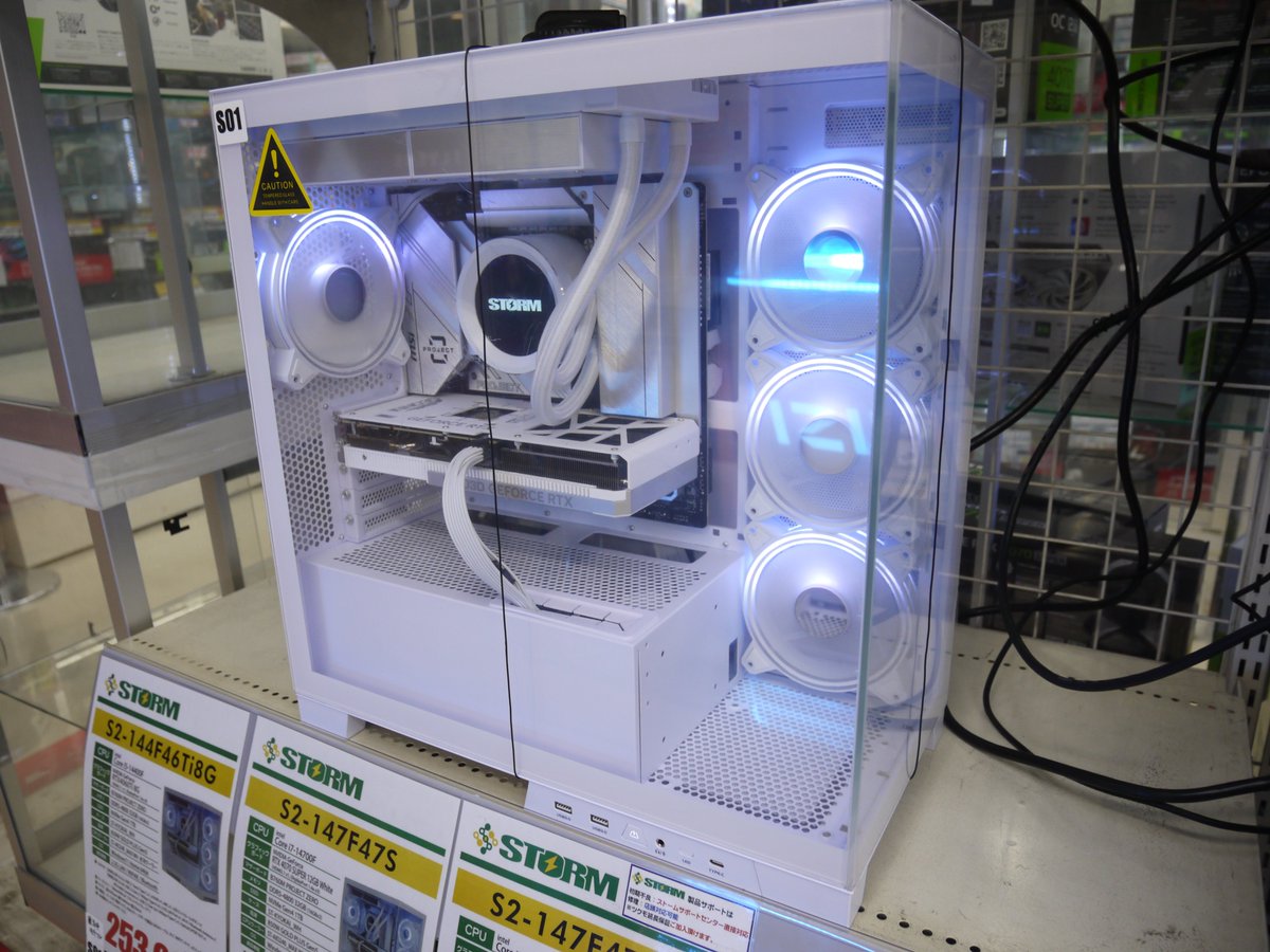 STORM ゲーミングPC 「新界」シリーズも各種在庫あり‼️ Core i5 