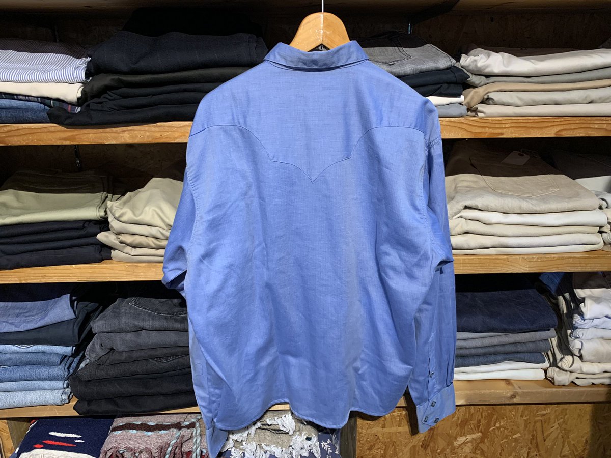 outsidekawasaki's tweet photo. USED Rock Mount
Remake Western Shirts
Made In USA 🇺🇸
丈を短くして
シャツジャケット仕様

Size Lぐらい
Price ¥6380 Taxin

#川崎 #古着 #川崎古着 #神奈川古着 #川崎古着マップ #川崎アメカジ #神奈川古着屋 #川崎古着屋 #rockmount #ロックマウント #ウエスタンシャツ #シャツジャケット https://t.co/ebbznACFGY