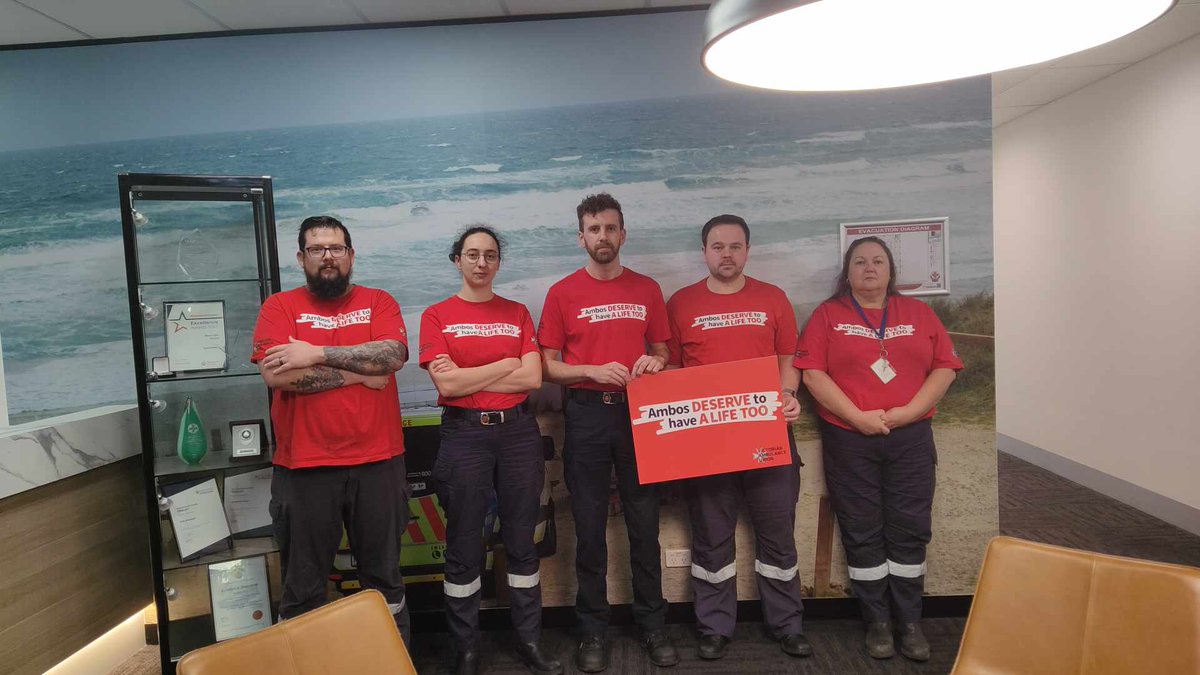 Victorian Ambulance Union tweet media