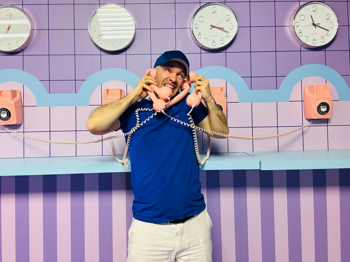 Bei meinem neuen Podcast "5 Dinge mit 20" wird die Gästeauswahl wichtig – wir schauen: ⭐️ Ist die Person/ihre Institution bekannt und interessant? 💪 Hat die Person Einfluss auf viele Menschen und trägt eine hohe Verantwortung? 💼 Geht die Person einem interessanten Beruf nach?