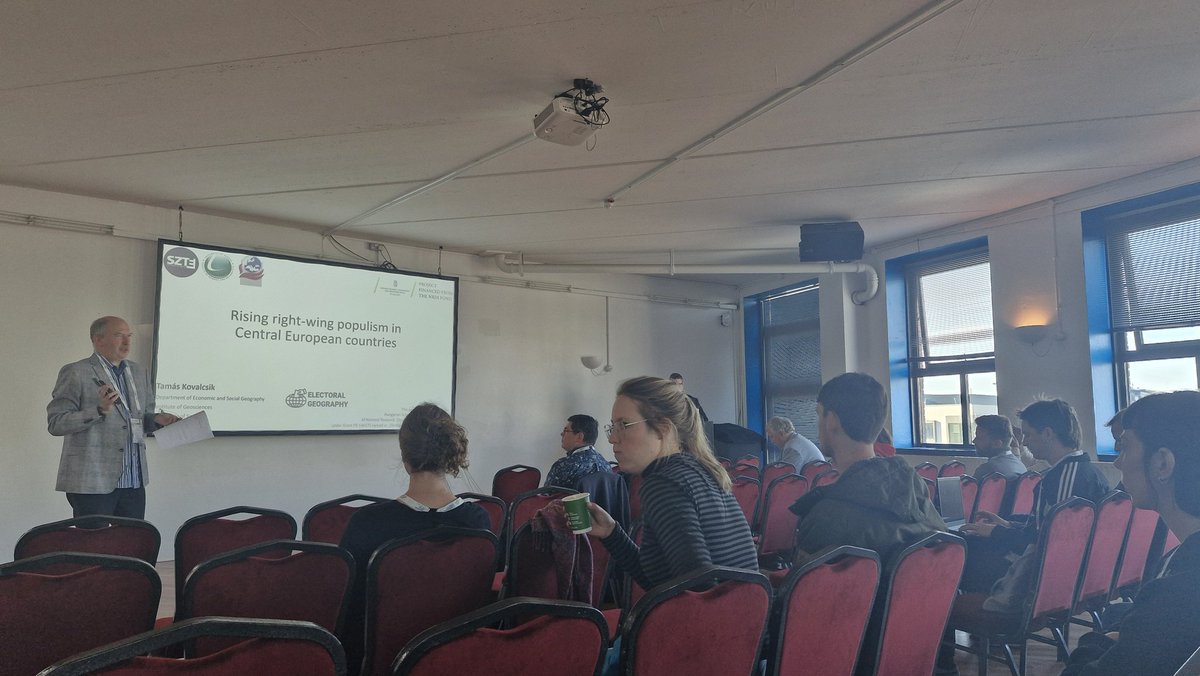 Caoilfhionn D'Arcy (@c_darcy22) on Twitter photo And Chair extraordinaire <a href="/AdrianKavanagh/">Adrian Kavanagh</a> 👏 A very interesting panel speaking at the first of today's three political geography sessions <a href="/igc2024dub/">@IGC2024Dub</a> #IGC2024 And Chair extraordinaire <a href="/AdrianKavanagh/">Adrian Kavanagh</a> 👏 A very interesting panel speaking at the first of today's three political geography sessions <a href="/igc2024dub/">@IGC2024Dub</a> #IGC2024