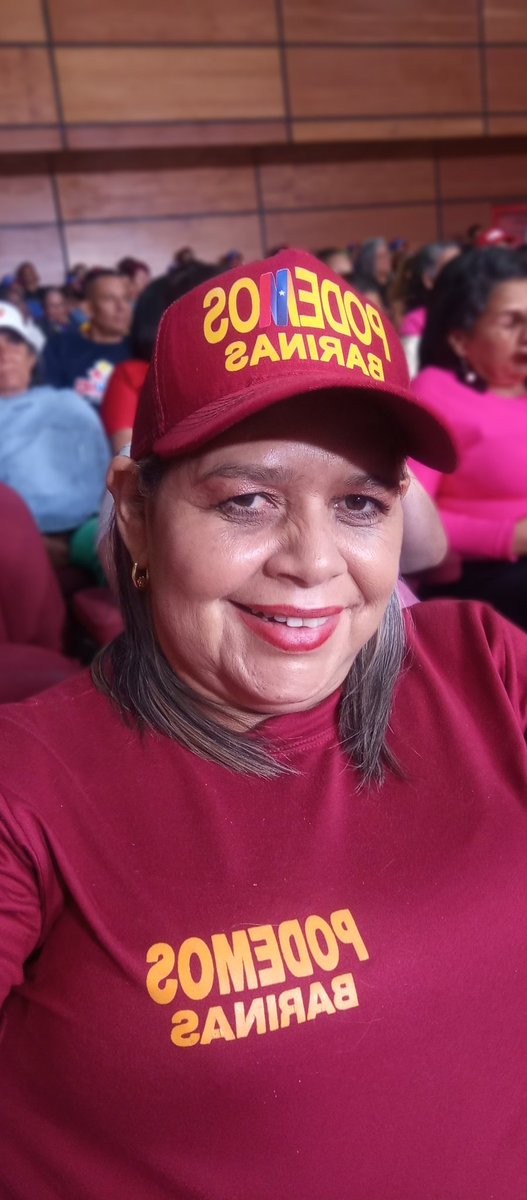 Seguimos junto a nuestro pueblo y Presidente <a href="/NicolasMaduro/">Nicolás Maduro</a> 
Desde el MAZO DANDO  nuestro Capitán y Ministro Diosdado Cabello!
#Paz
#Paz
#Paz
<a href="/dcabellor/">Diosdado Cabello R</a> 
<a href="/delcyrodriguezv/">Delcy Rodríguez</a> 
<a href="/HectoRodriguez/">Héctor Rodríguez C.</a>