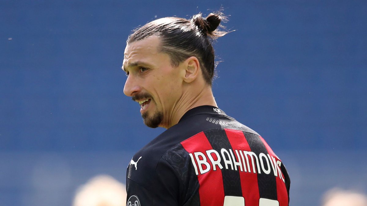 Footballtweet's tweet photo. 🗣️ Zlatan Ibrahimović on becoming a head coach: 

"Impossible. During the game I would punch at least two players and after the game eight." 💀 https://t.co/6wssHfNofC