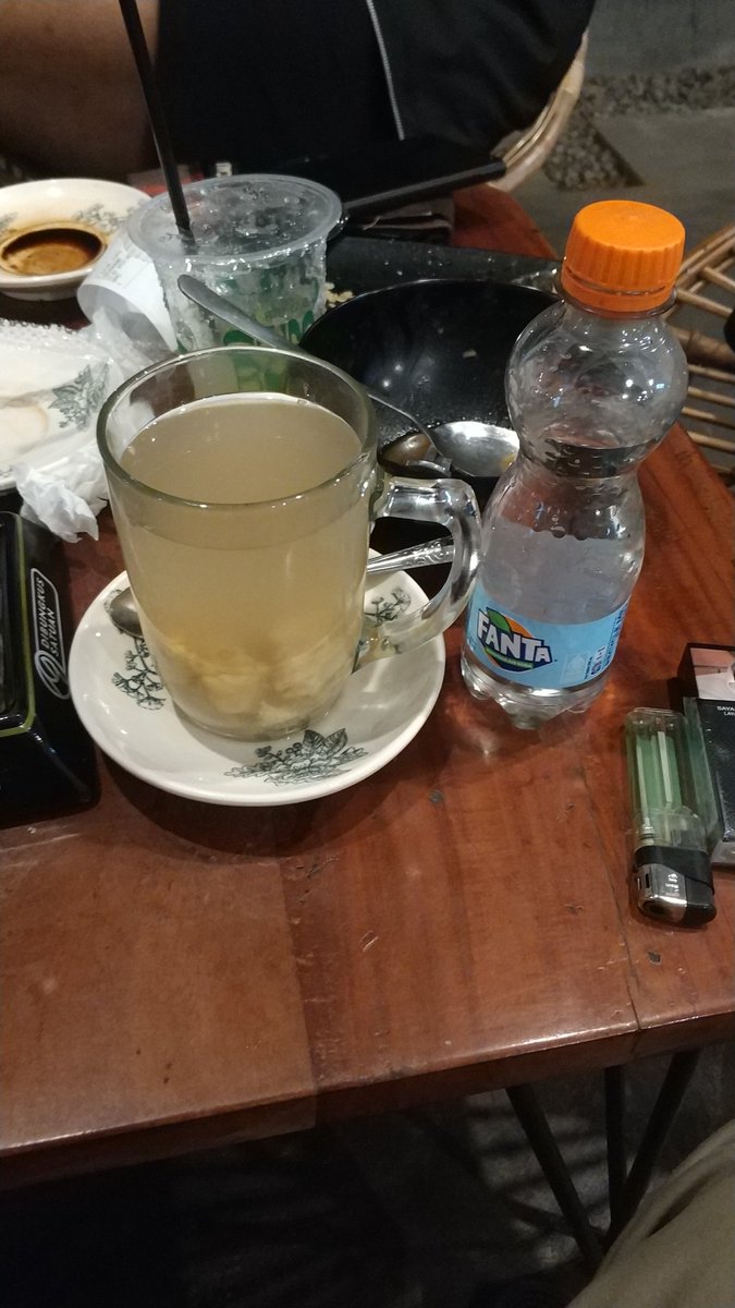 Kolaborasi antara Fanta dan Jahe Hangat..