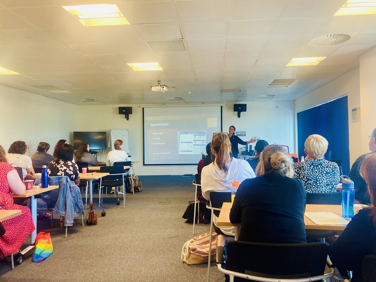 EmilyHitchens8's tweet photo. Falls presentation going well thanks to Ann for supporting our day @somNHS_LD @SomersetFT @Dementia_D_Team @theyrfairycakes #learning #fallsawareness #fallssafety https://t.co/Up6WCdIGaK
