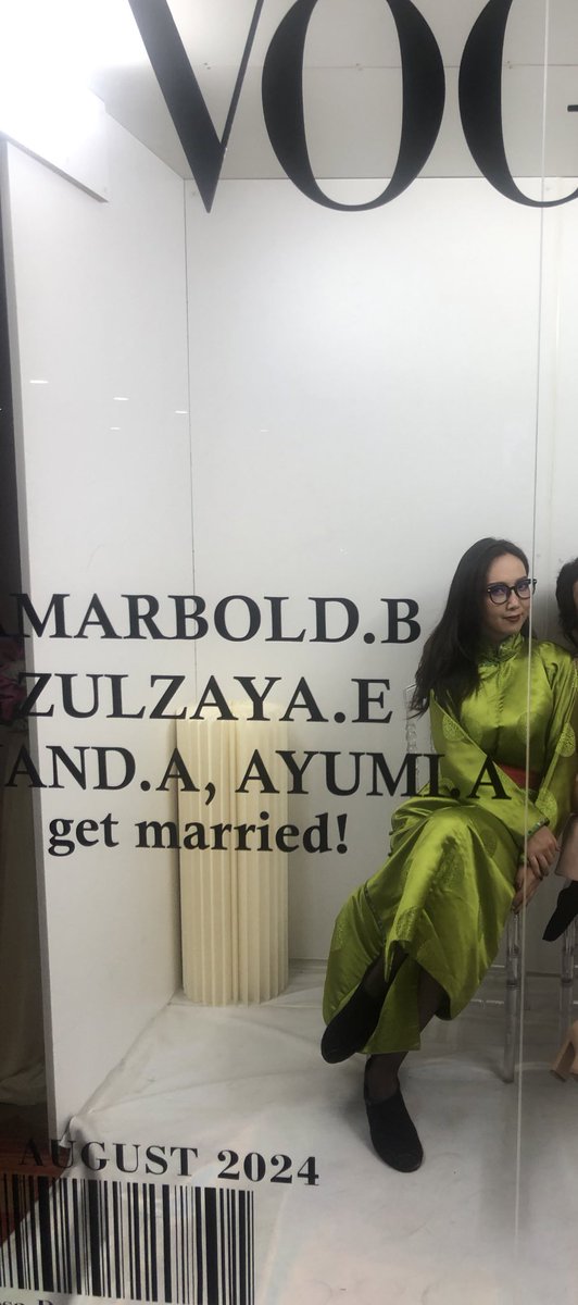 хажуугын хүүхэн намайг хас гэсэн😅 Хуриманд явсан юмаа😎