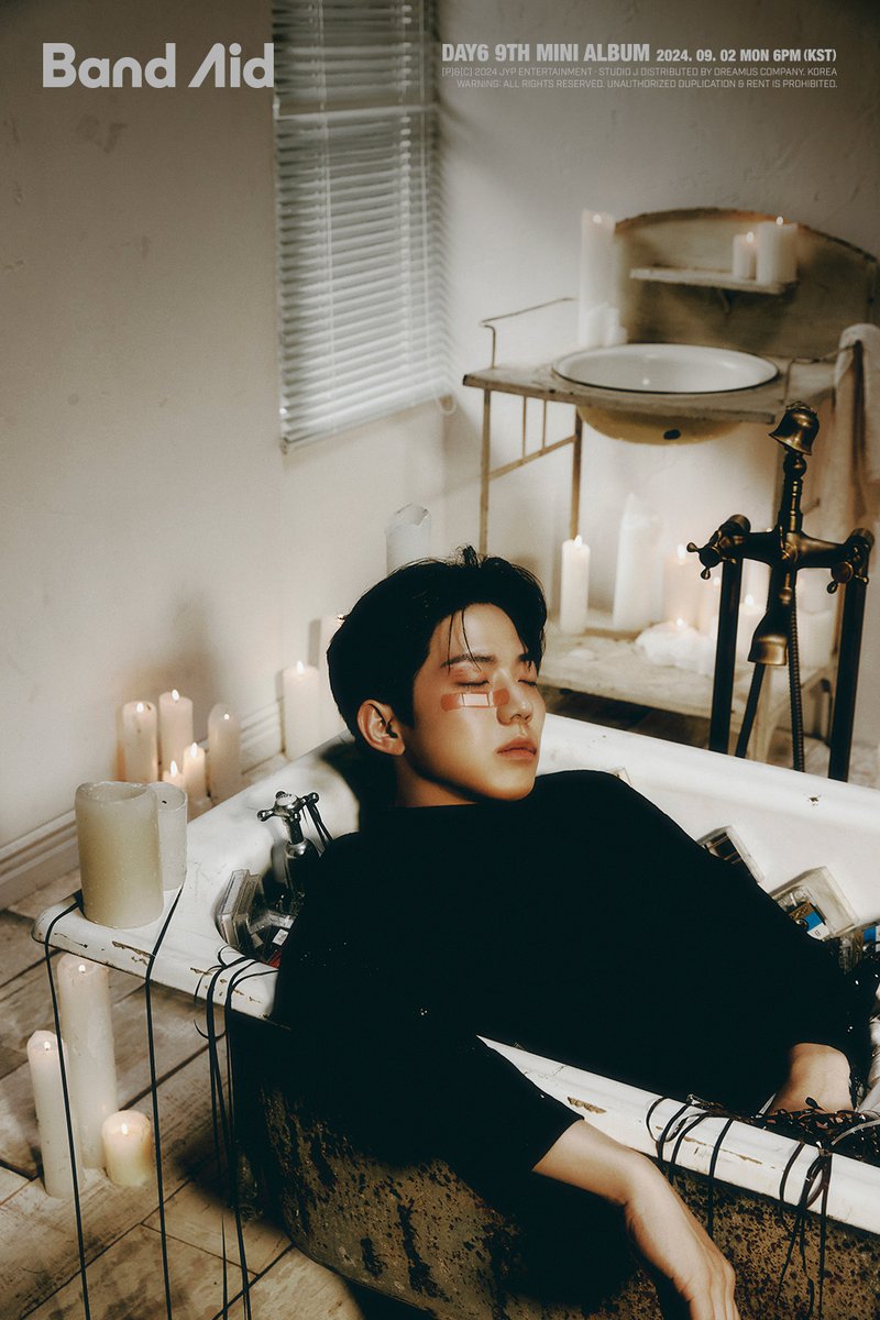 DAY6(데이식스) 9th Mini Album
＜Band Aid＞
Concept Photo

#도운 #DOWOON

2024.09.02 MON 6PM (KST)
TITLE "녹아내려요"

🔗PRE-SAVE &amp; ADD 
DAY6.lnk.to/BandAid

#DAY6 #데이식스
#Band_Aid
#녹아내려요