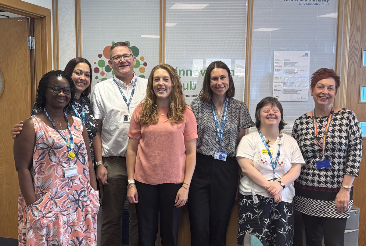 markrichardson4's tweet photo. Great of @NursingEmma to visit Bucks CLDS today, it was fantastic to listen to, and to share, with her. Thank you. @HPFT_NHS @johnfanning1 https://t.co/zG1VlcIe3J