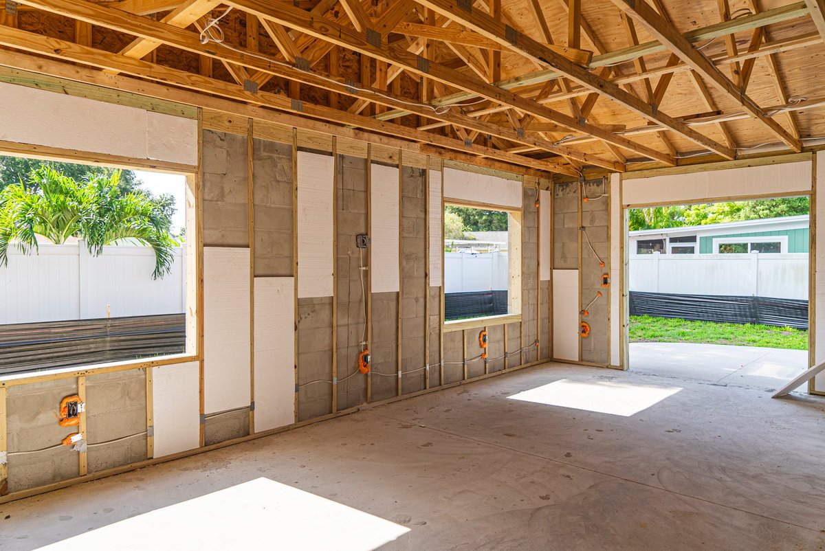HLCFlorida's tweet image. Room addition loading…. 🏠 🔨 

Here’s an update on an upcoming room addition project! We can’t wait to share the final product with you. 

#roomaddition #roomadditions #room #newhome #homebuild #newhomeconstruction