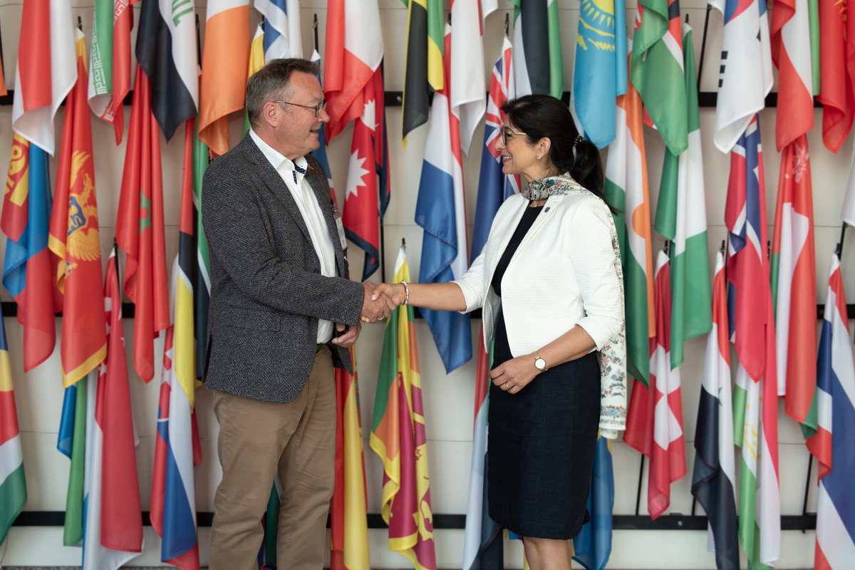 🌍Facing increasing natural disasters, UNOOSA and Uni Bonn renew their partnership to enhance disaster management in Africa using space-based solutions. We're committed to making these solutions more accessible &amp; actionable. 🤝

More in the press release: unis.unvienna.org/unis/en/pressr…