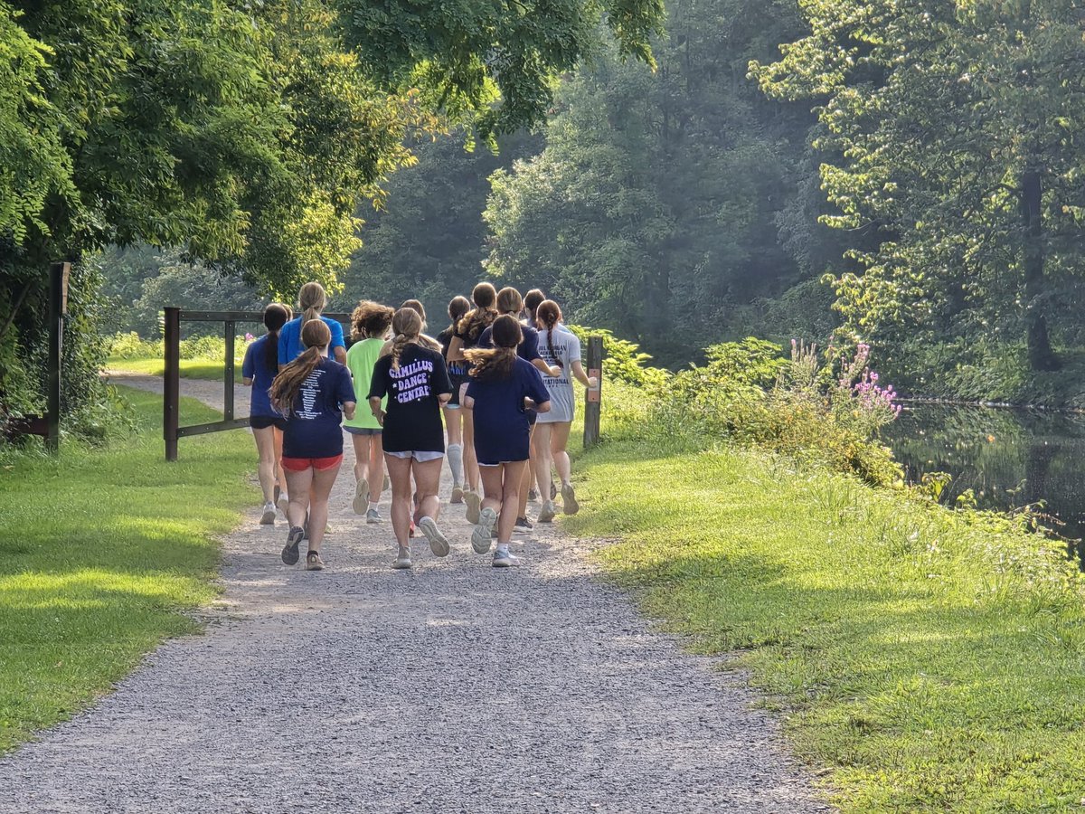 VermeulenJim's tweet photo. Wildcats XC morning at the Erie Canal. Miles and drills done well. https://t.co/8yZ7uEqb7s